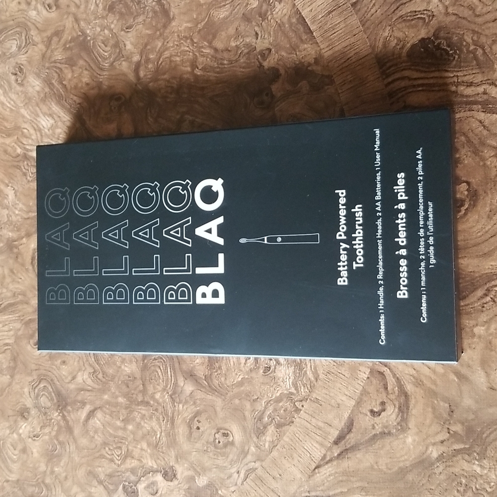 Blaq Battery Powered Toothbrush NIB Fab Fit Fun